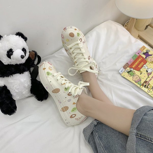 Πολύχρωμα γυναικεία αθλητικά παπούτσια από οικολογικό δέρμα και επίπεδη σόλα