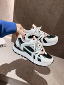 Neljas värvitoonis paeltega naiste tossud