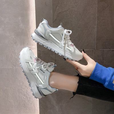 Neljas värvitoonis paeltega naiste tossud