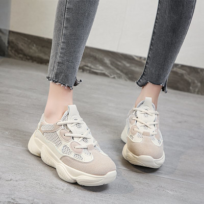 Γυναικεία casual αθλητικά παπούτσια με κορδόνια και τραχιά σόλα κατάλληλα για το φθινόπωρο