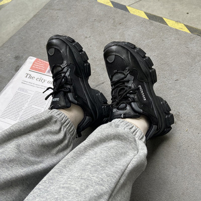 Φθινοπωρινά έκο δερμάτινα αθλητικά παπούτσια με τραχιά σόλα