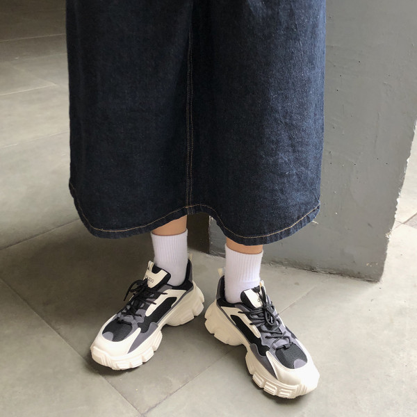 Φθινοπωρινά έκο δερμάτινα αθλητικά παπούτσια με τραχιά σόλα