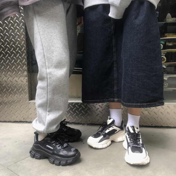 Φθινοπωρινά έκο δερμάτινα αθλητικά παπούτσια με τραχιά σόλα