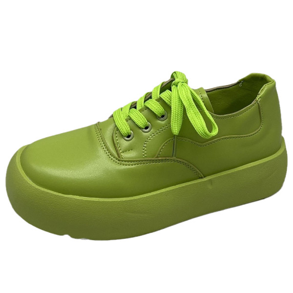 Κλασικό μοντέλο αθλητικά  παπούτσια από οικολογικό δέρμα με πλατφόρμα