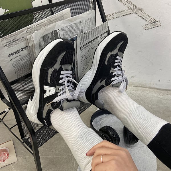 Naiste vabaaja tossud ökoseemisnahast