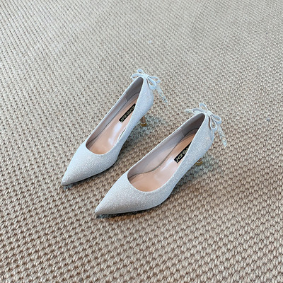 Γυναικεία γυαλιστερά παπούτσια με τακούνι με τακούνι 6 cm