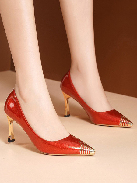 Νέο μοντέλο  γυναικεία  παπύτσια με ψηλό τακούνι 8 cm