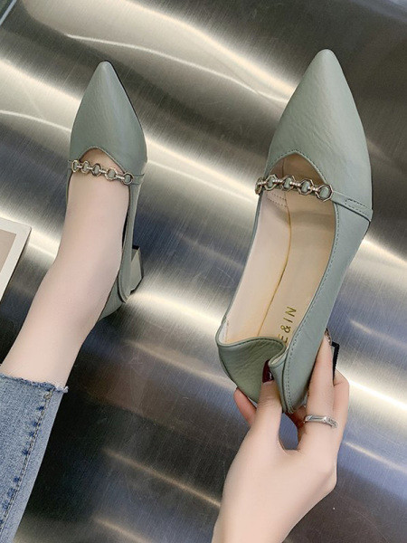 Γυναικεία μυτερά παπούτσια με ψηλό τακούνι 4 cm σε διάφορα χρώματα