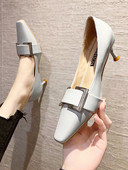 Νέο μοντέλο γυναικεία παπούτσια από δέρμα faux με μεταλλική αγκράφα