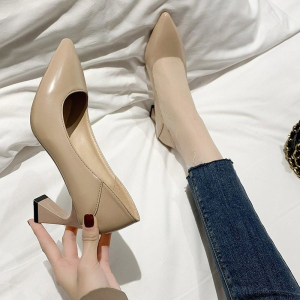 Naiste teravatipulised kõrge 6 cm kontsaga kingad - kunstnahast