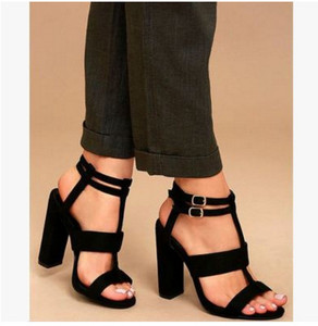 Μοντέρνα σανδάλια με λουράκια eco suede