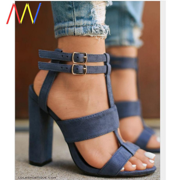 Μοντέρνα σανδάλια με λουράκια eco suede