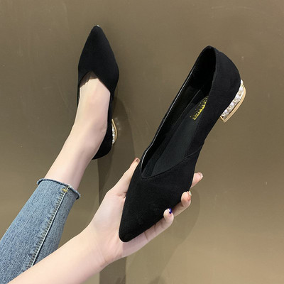 Naiste teravatipulised pärlitega kunstnahast kingad