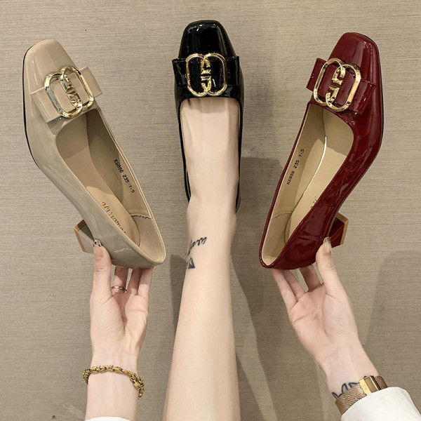 Naiste lakknahast kingad paksusega 6 cm kontsaga