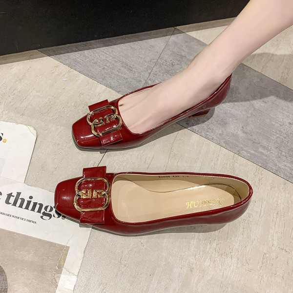 Naiste lakknahast kingad paksusega 6 cm kontsaga