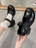 Γυναικεία casual παπούτσια από οικολογικό δέρμα με παχιά τακούνια