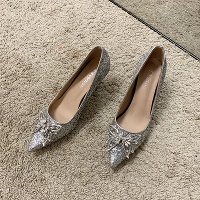 Naiste läikivad kingad 7 cm kontsaga