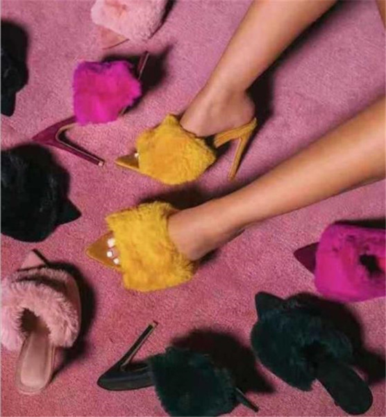 Σύγχρονες ψηλοτάκουνες παντόφλες - δύο μοντέλα