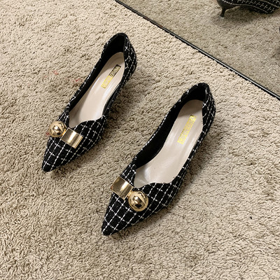 Γυναικείο καρό με μεταλλικό στοιχείο και τακούνι 5 cm