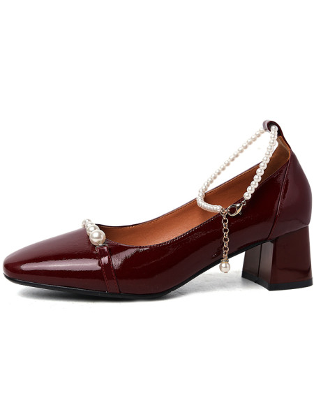 Μοντέρνα γυναικεία έκο δερμάτινα παπούτσια με και τακούνι πάχους 5 cm