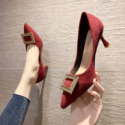 Νέο μοντέλο γυναικεία παπούτσια  με ύψος 7 cm