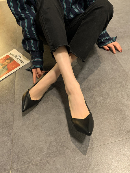Crne ženske kožne cipele na tanku petu od 8 cm