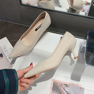 Γυναικεία παπούτσια απλό μοντέλο από οικολογικό σουέτ