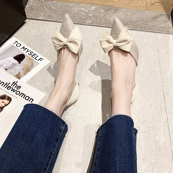 Nahast paela ja 5 cm kontsaga naiste kingade teritatud mudel