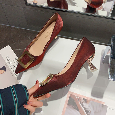 Metallist pandlast ja 7 cm kontsaga stiilsed naiste kingad