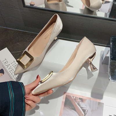 Metallist pandlast ja 7 cm kontsaga stiilsed naiste kingad