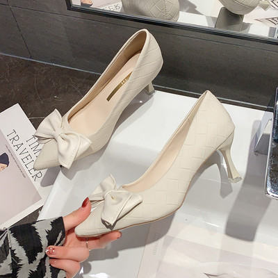 Moodsad naiste nahast kingad paela ja 7 cm kontsaga