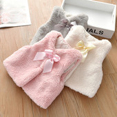 Pūkinė vaikiška liemenė su kaspinu tinka mergaitėms