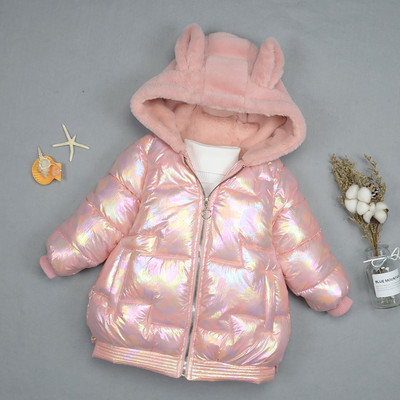 Детско яке за момичета с лъскав ефект и 3D елемент