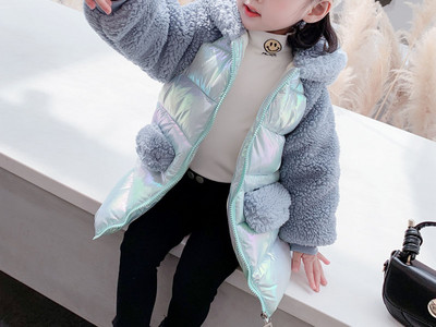 Модерно детско яке с бродерия и 3D елементи за момичета