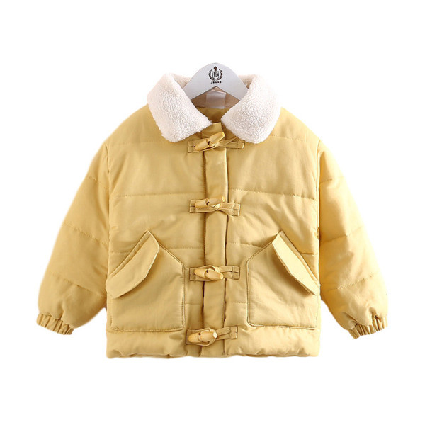 Зимно палто за момиче с пухена яка