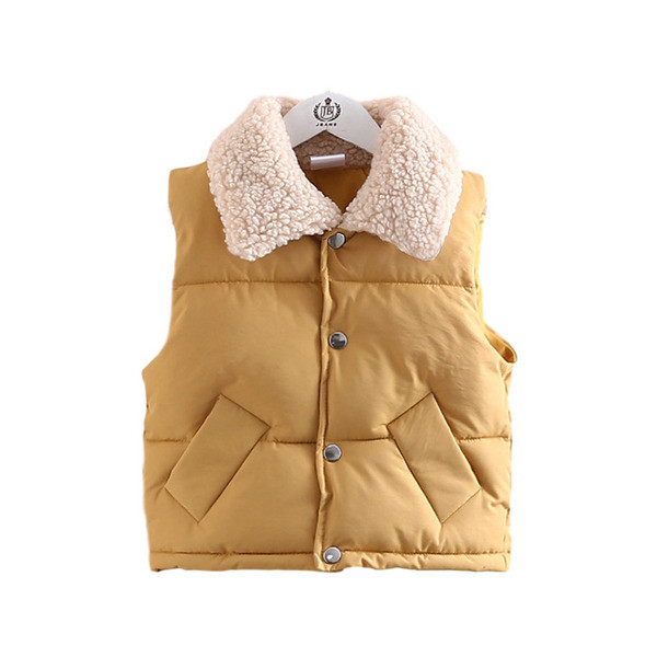 Зимен елек с копчета и пухена яка