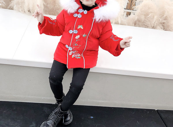 Модерно детско яке с панделка и качулка 