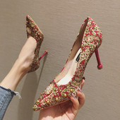 Šarene ženske cipele na špic s kamenčićima