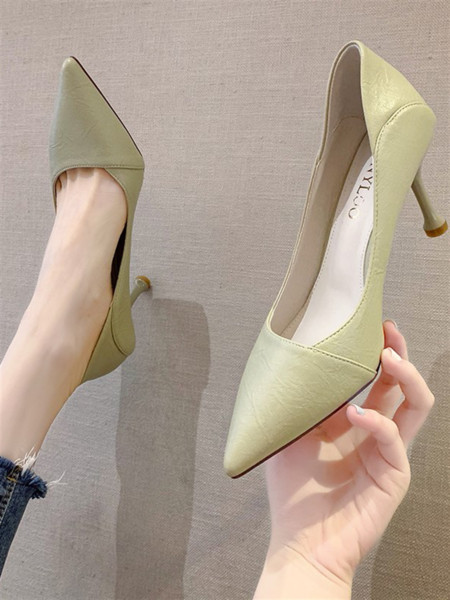 Novi model ženskih kožnih cipela na visoku petu