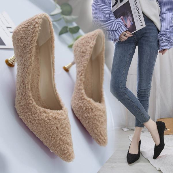 Ležerne ženske donje cipele na tanku visoku petu - model na špic