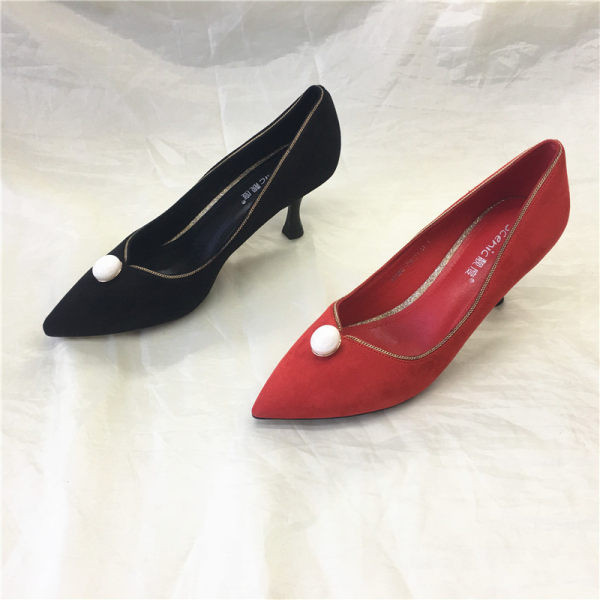 Moderne ženske cipele na špic u dvije boje