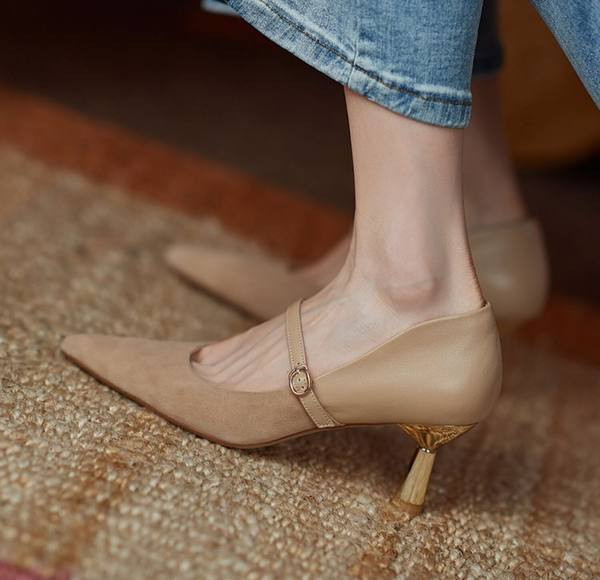 Ženske cipele na špic više modela