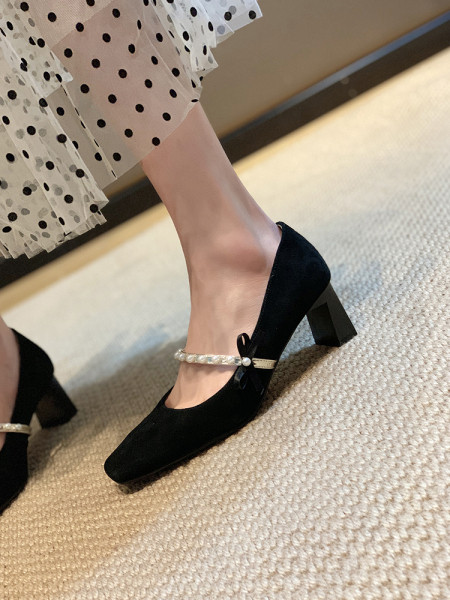 Novi model eko antilop cipela sa perlama i trakom