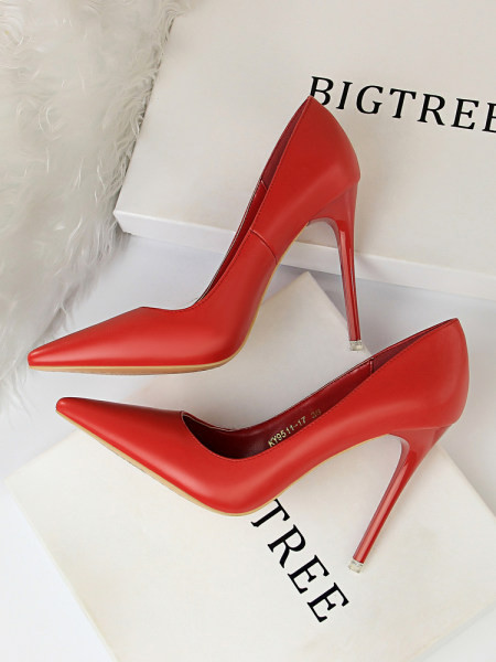 Stilīgas sieviešu smailas kurpes ar 10,5 cm papēdi