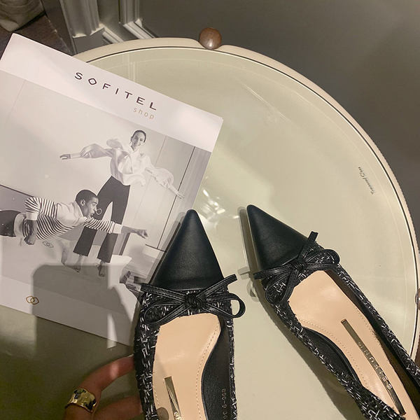 Novi model ženskih cipela na špic sa trakom - više boja