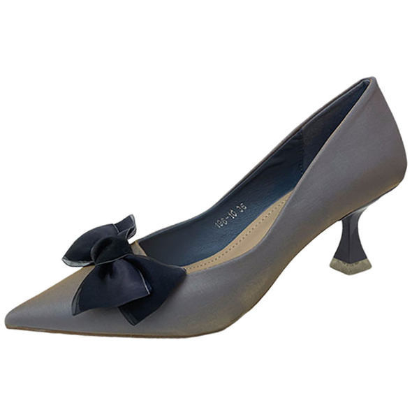 Elegantne ženske cipele s trakom i petom visine 5 cm