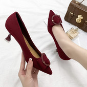 Ženske moderne cipele s kopčom i petom