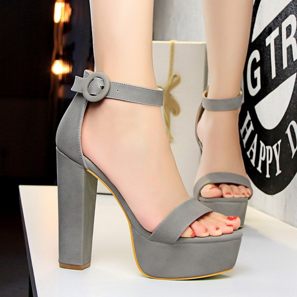 Moderne ženske sandale s remenom i petom od 13 cm