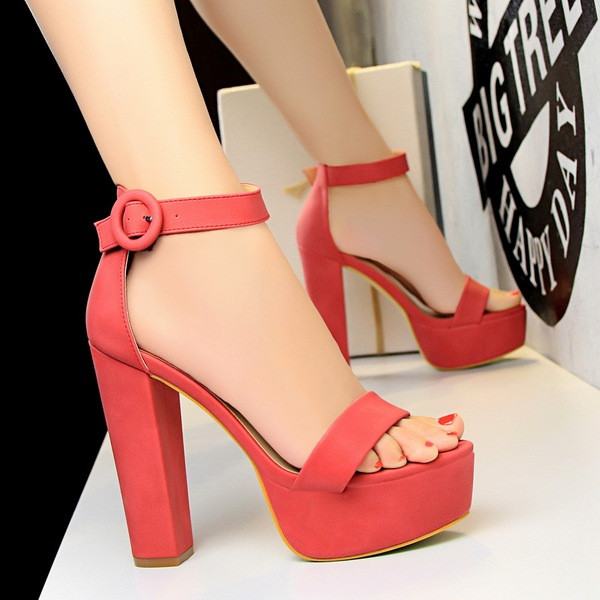 Moderne ženske sandale s remenom i petom od 13 cm