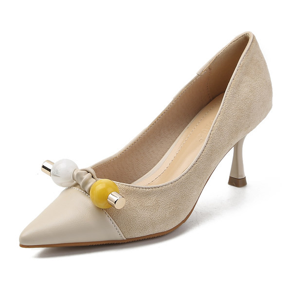 Novi model ženskih cipela na visoku petu sa dekoracijom u crnoj i bež boji